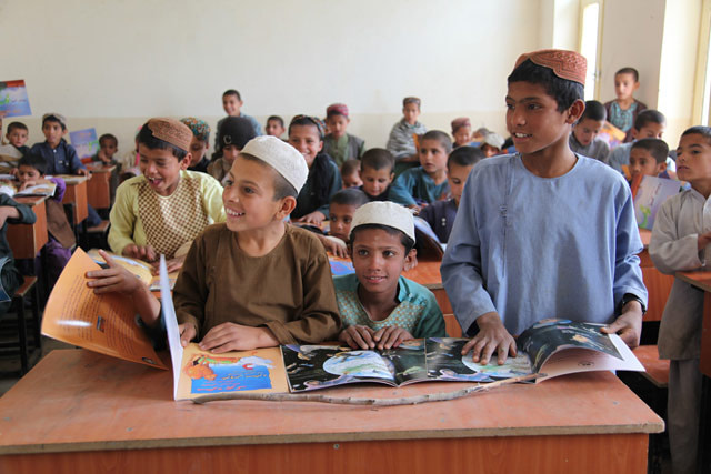 Students in Zarghoon Kalai school